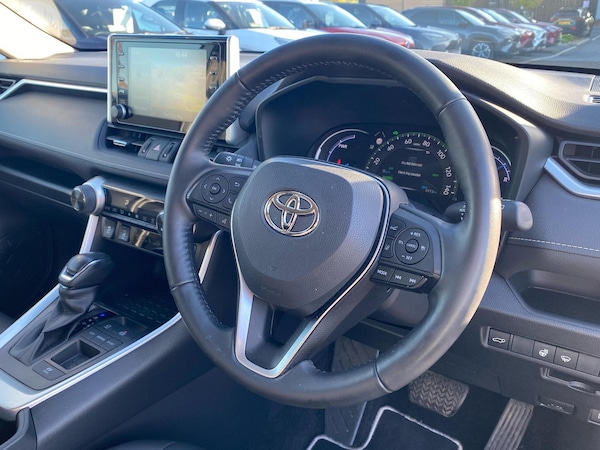 Used Toyota RAV4 2022 for sale - 76110491: Photo 8