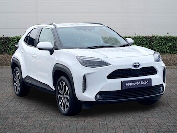 Used Toyota Yaris 2024 for sale - 77539392: Photo