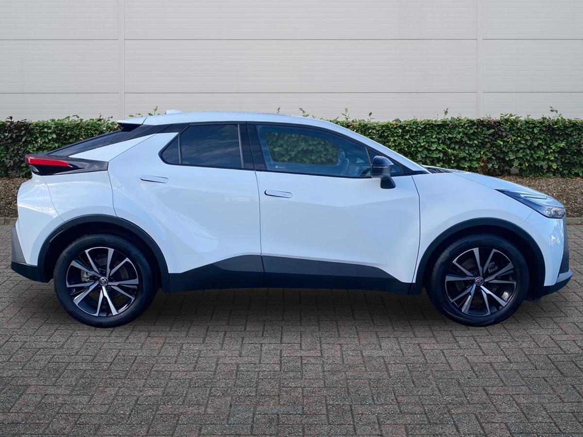 Used Toyota C-HR 2024 for sale - 77512180: Photo 5