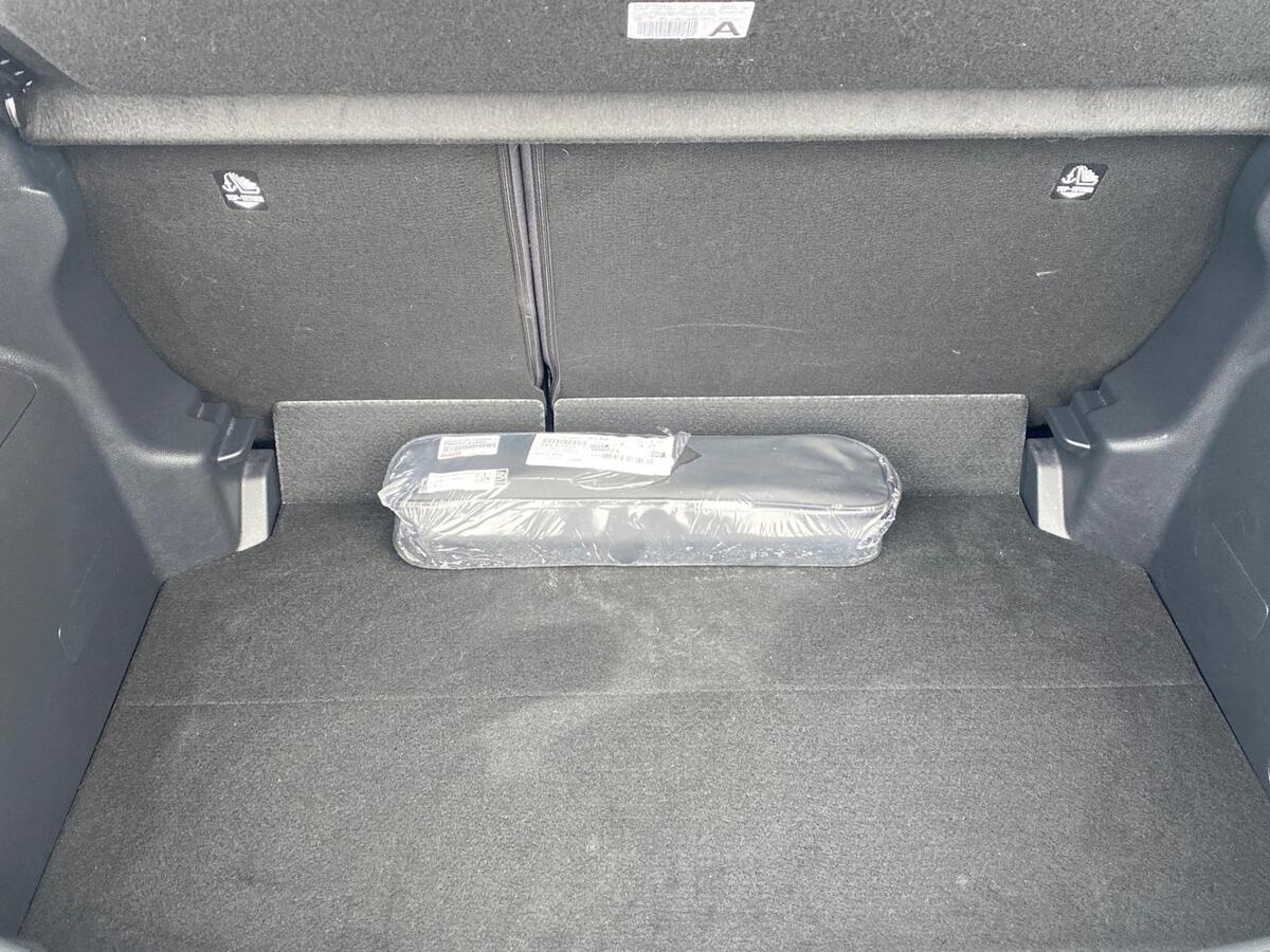 Used Toyota Yaris 2024 for sale - 77292935: Photo 10