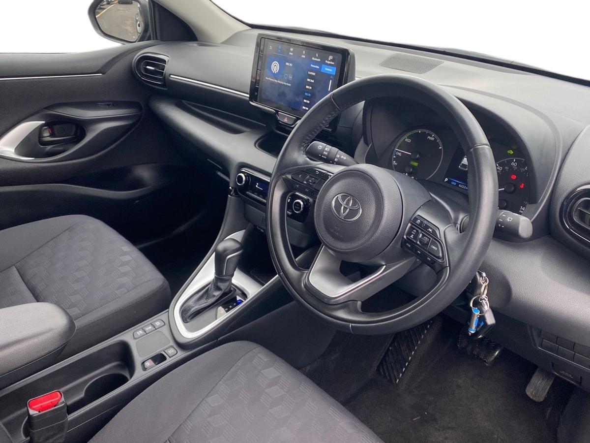 Used Toyota Yaris 2024 for sale - 77292935: Photo 12