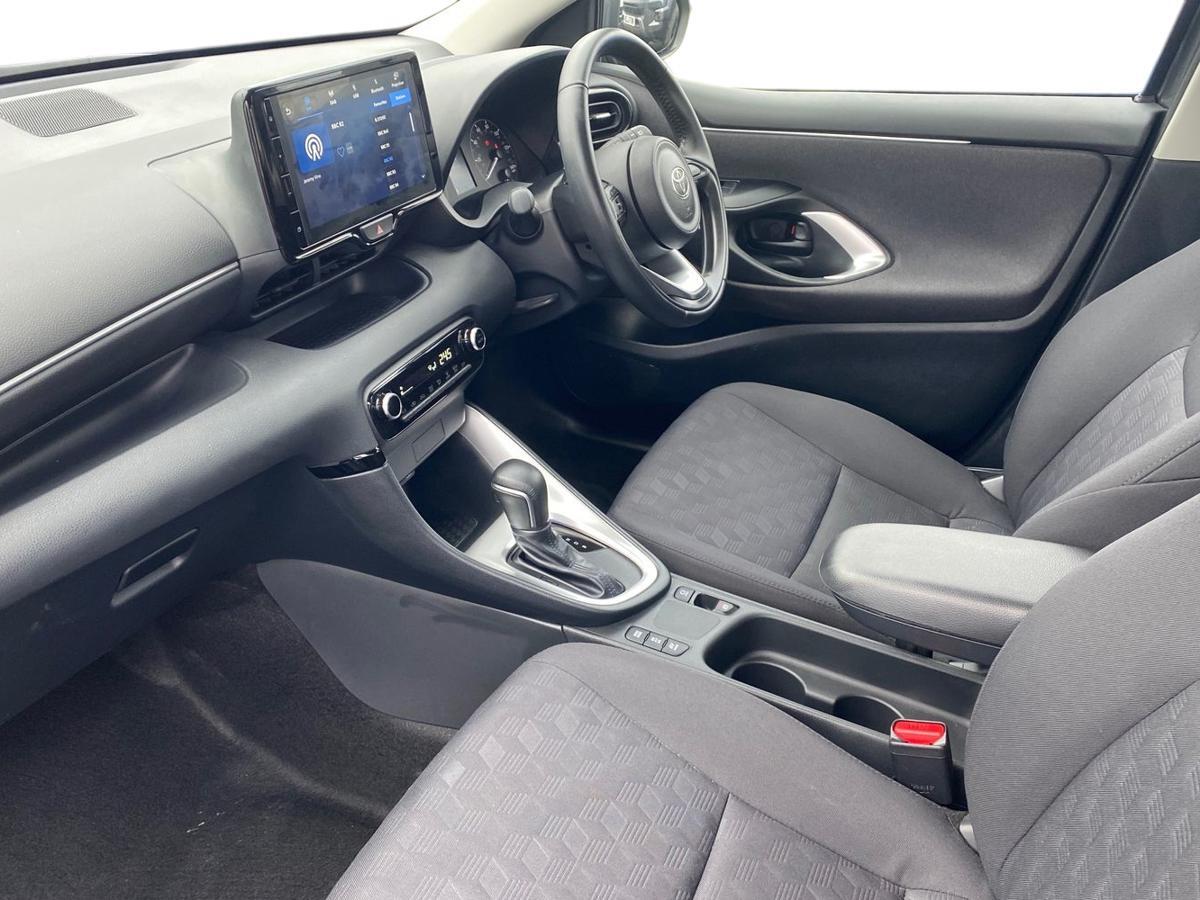 Used Toyota Yaris 2024 for sale - 77292935: Photo 7