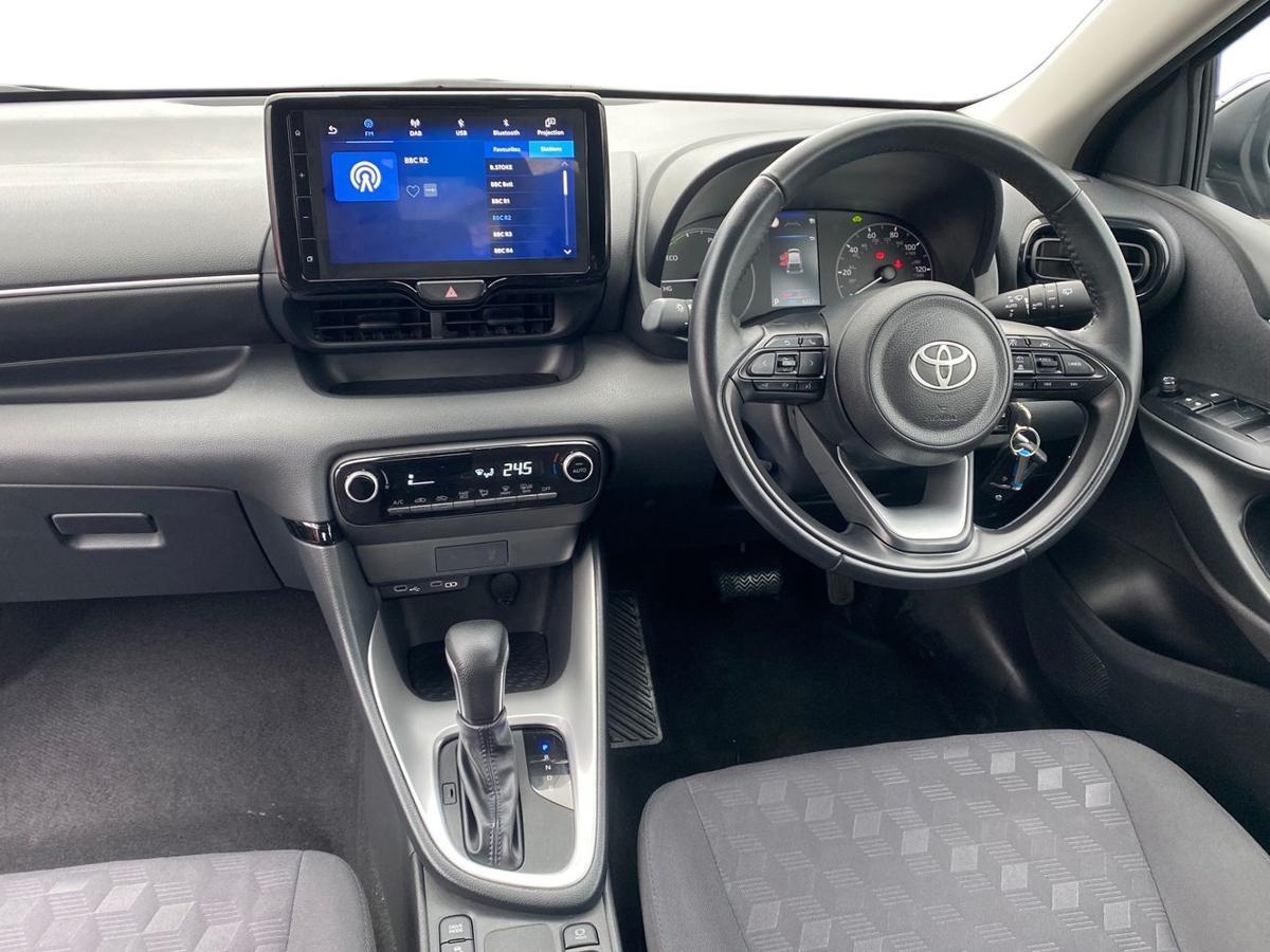 Used Toyota Yaris 2024 for sale - 77292935: Photo 8