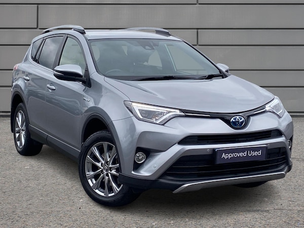 Used Toyota RAV4 2017 for sale - 76261157: Photo 1