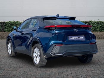 Used Toyota C-HR 2025 for sale - 79742837: Photo