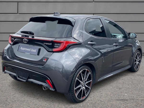 Used Toyota Yaris 2023 for sale - 76110584: Photo 2