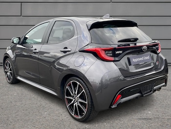 Used Toyota Yaris 2023 for sale - 76110584: Photo 4