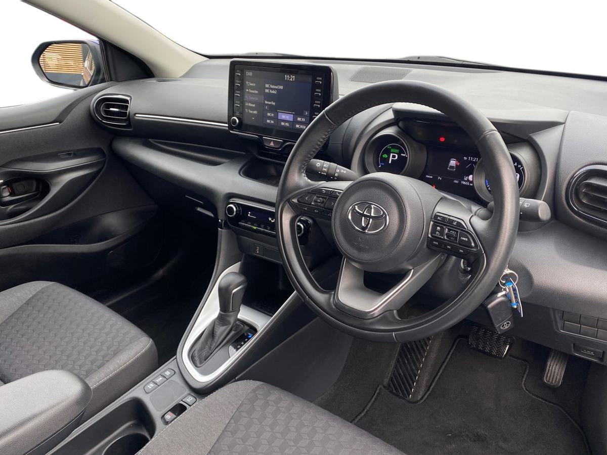 Used Toyota Yaris 2023 for sale - 76800756: Photo 12