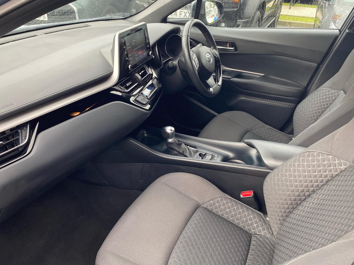 Used Toyota C-HR 2021 for sale - 76419879: Photo 10