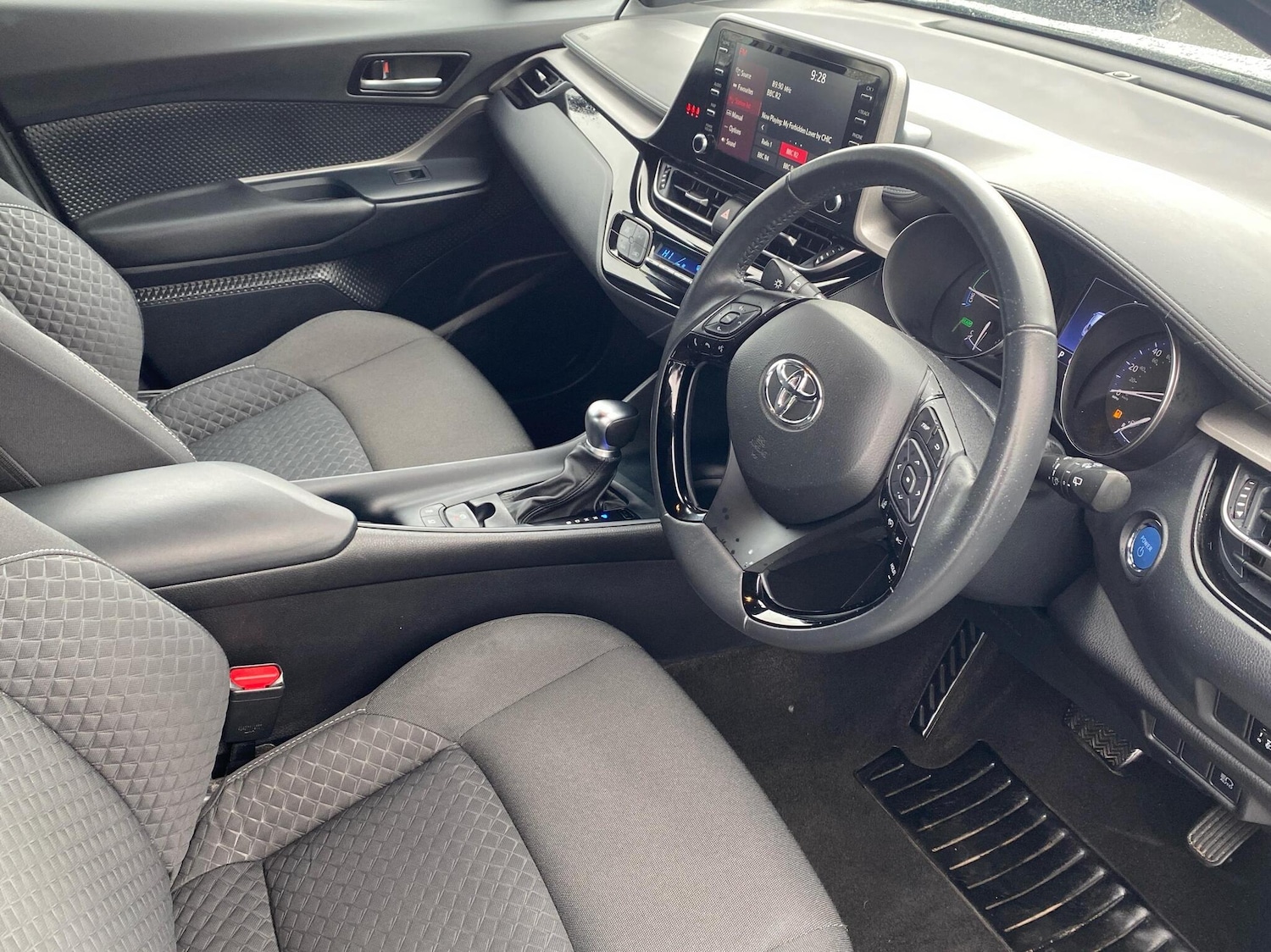 Used Toyota C-HR 2021 for sale - 76419879: Photo 11