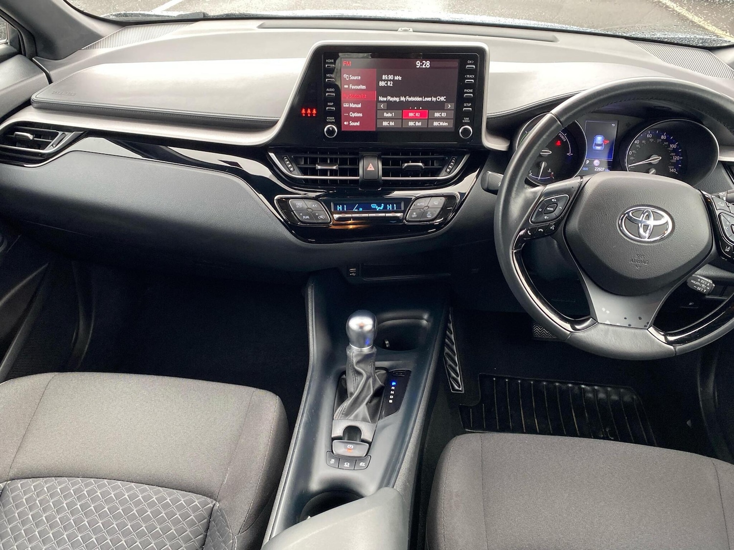 Used Toyota C-HR 2021 for sale - 76419879: Photo 5