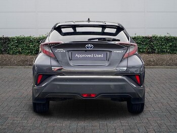 Used Toyota C-HR 2019 for sale - 77539402: Photo