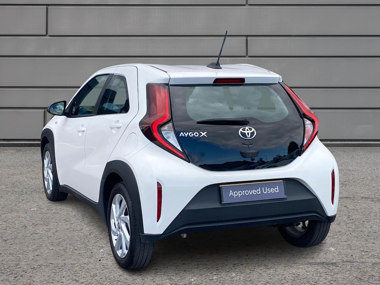 Used Toyota Aygo X 2023 for sale - 76730666: Photo 4