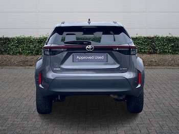 Used Toyota Yaris 2024 for sale - 77539423: Photo