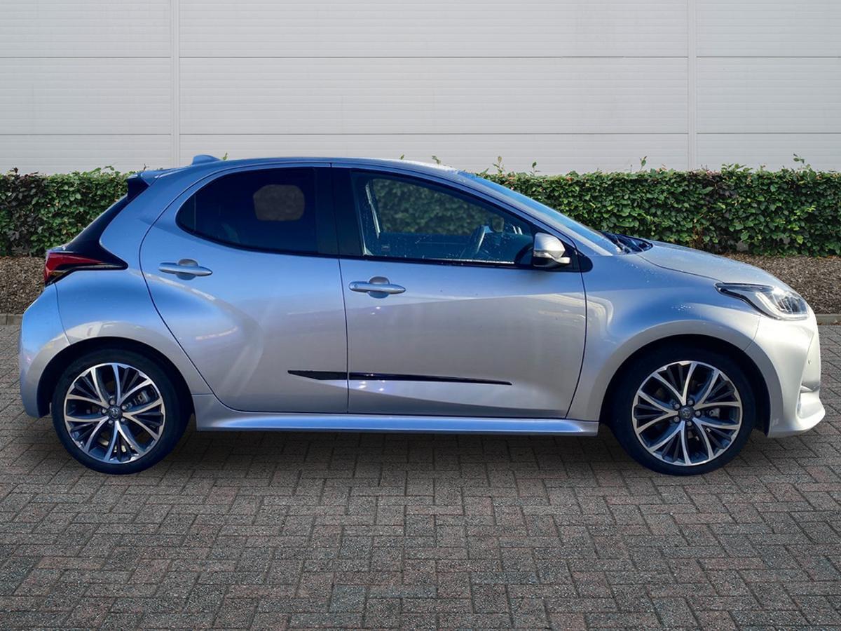 Used Toyota Yaris 2024 for sale - 76635346: Photo 5