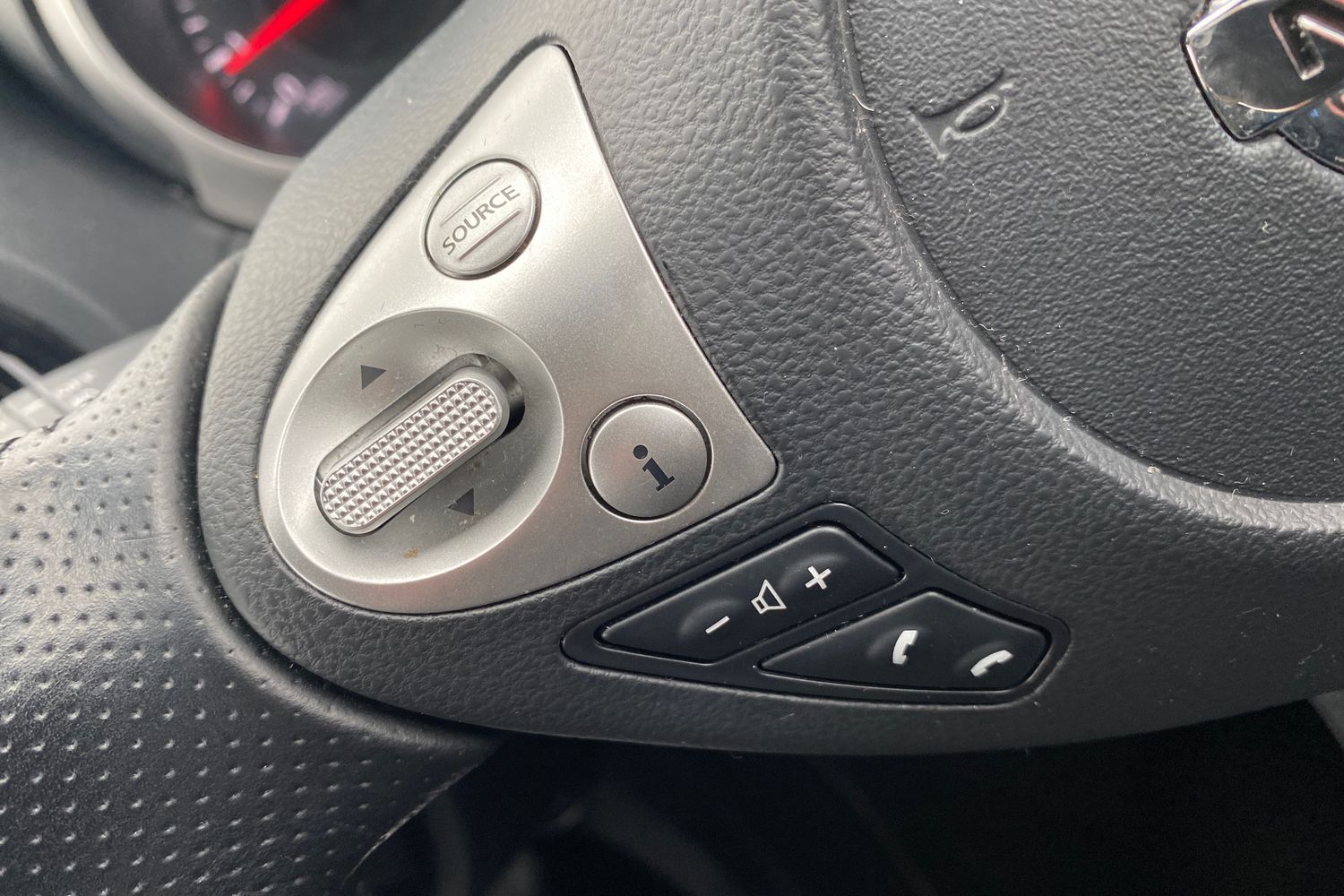 Used Nissan Juke 2018 for sale - 77337557: Photo 24