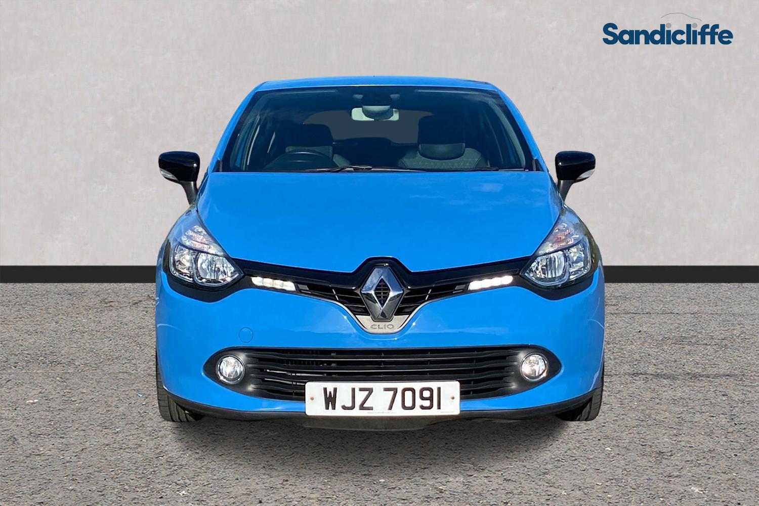 Used Renault Clio 2014 for sale - 76182261: Photo 2