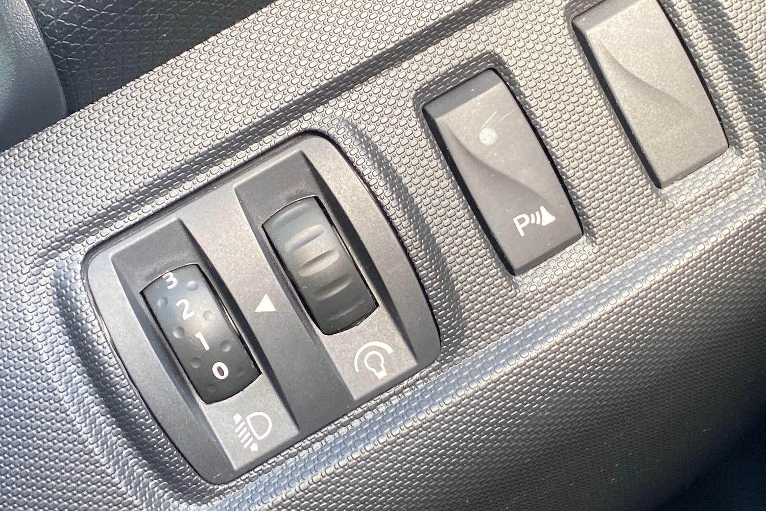 Used Renault Clio 2014 for sale - 76182261: Photo 20