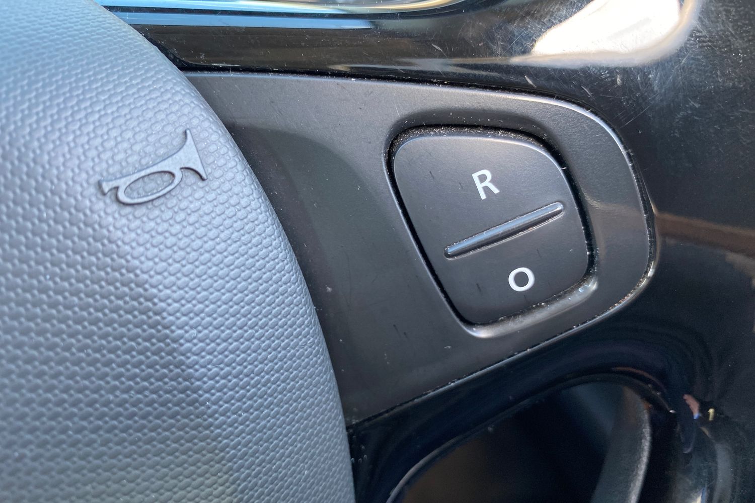 Used Renault Clio 2014 for sale - 76182261: Photo 23