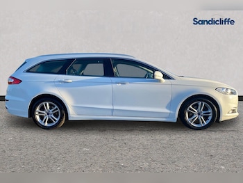 Used Ford Mondeo 2016 for sale - 76532114: Photo