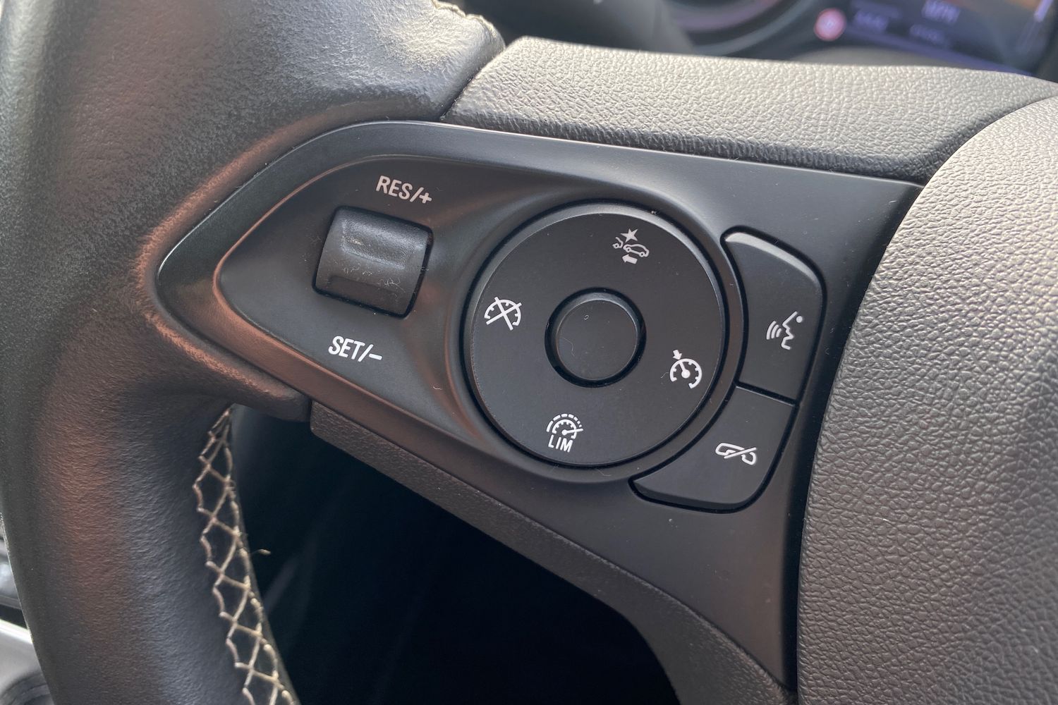 Used Vauxhall Astra 2019 for sale - 76392184: Photo 26