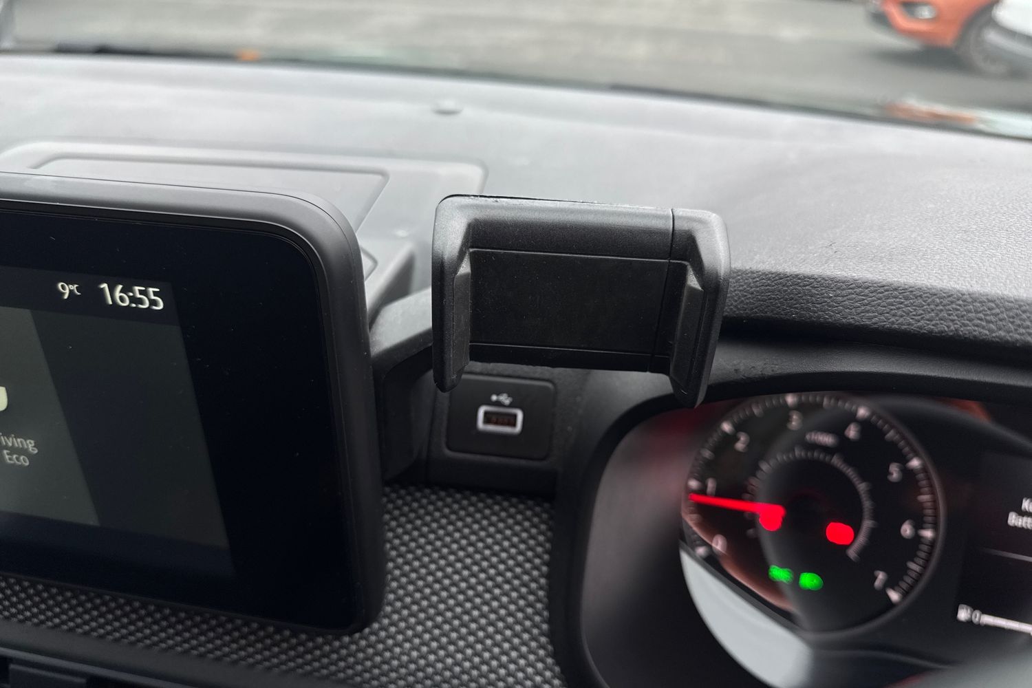 Used Dacia Sandero Stepway 2024 for sale - 77891524: Photo 43