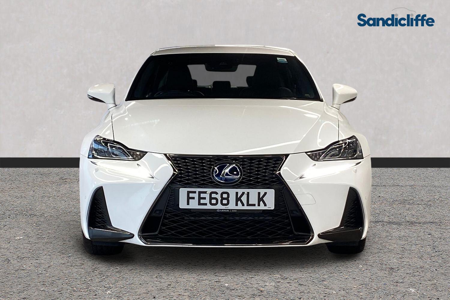 Used Lexus IS 2018 for sale - 77118471: Photo 2