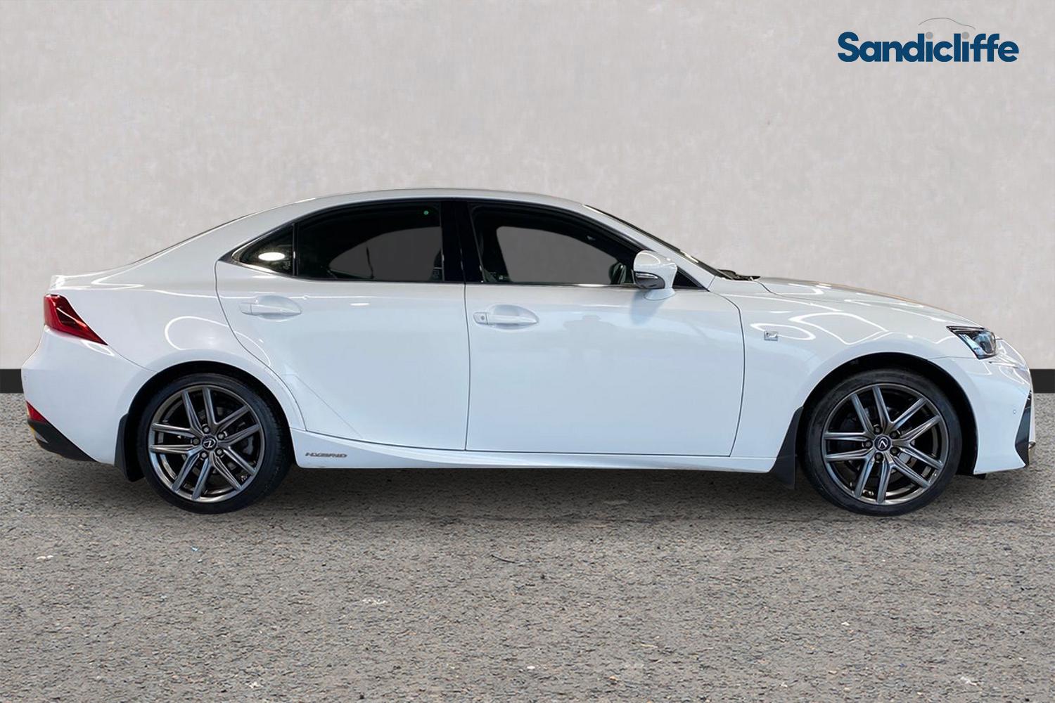 Used Lexus IS 2018 for sale - 77118471: Photo 3