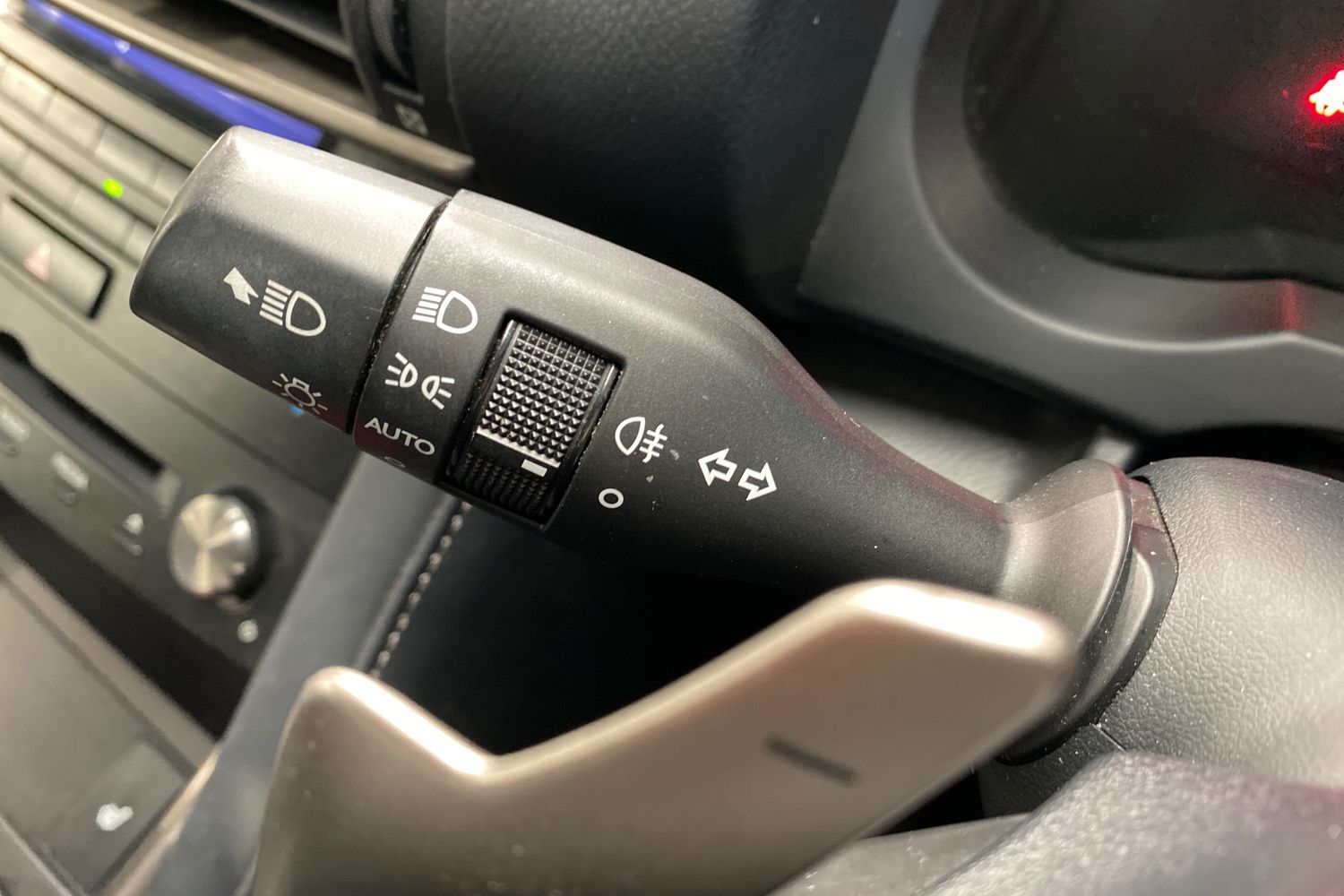 Used Lexus IS 2018 for sale - 77118471: Photo 31