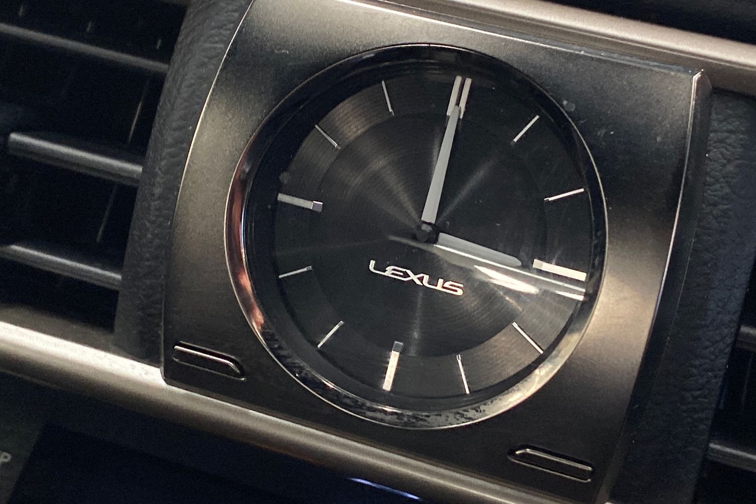 Used Lexus IS 2018 for sale - 77118471: Photo 38