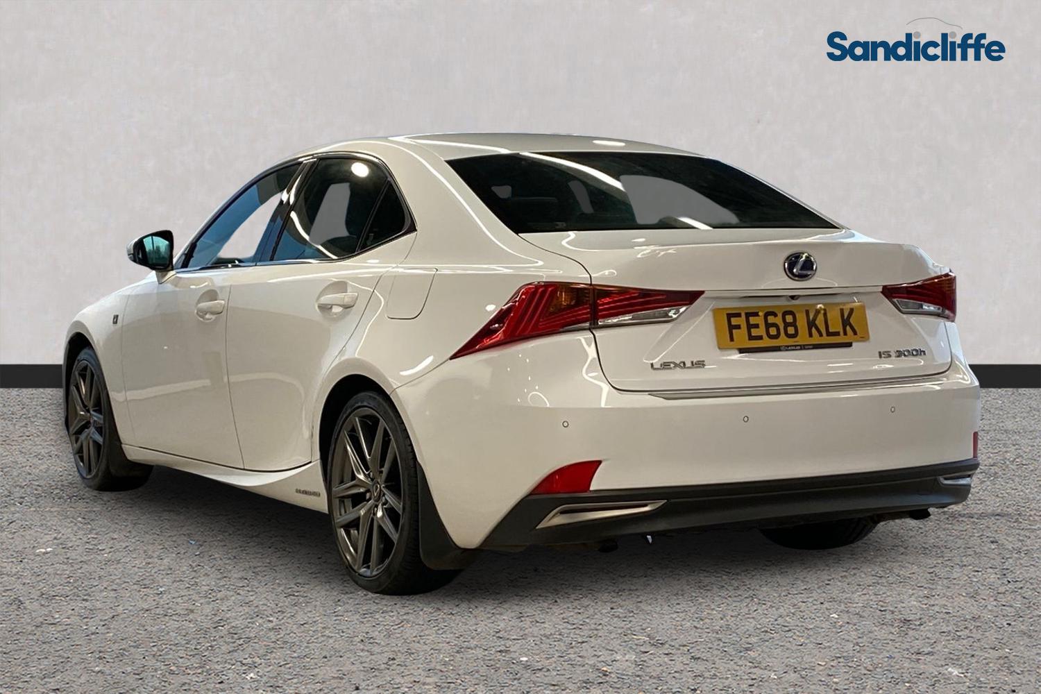 Used Lexus IS 2018 for sale - 77118471: Photo 6