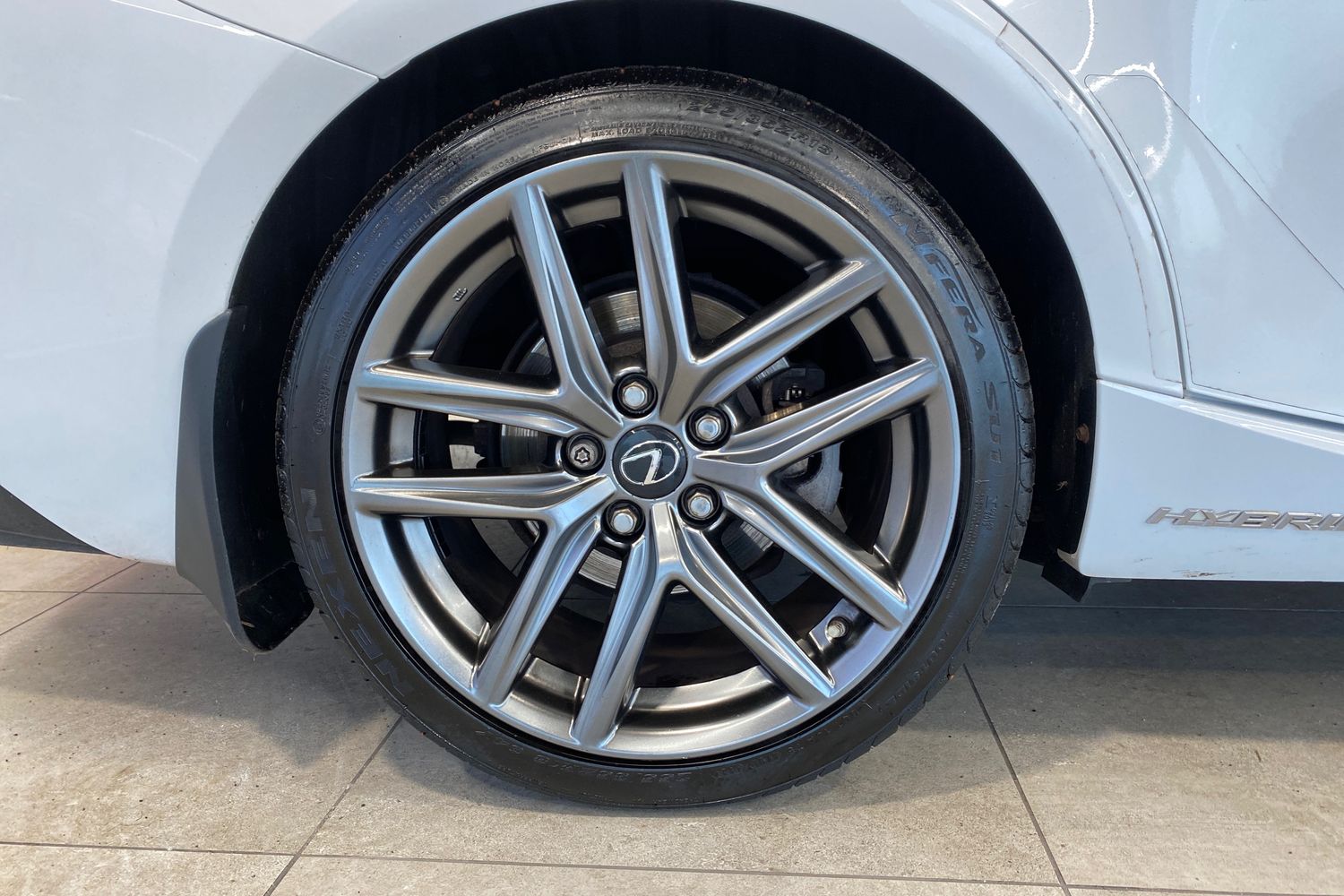 Used Lexus IS 2018 for sale - 77118471: Photo 9