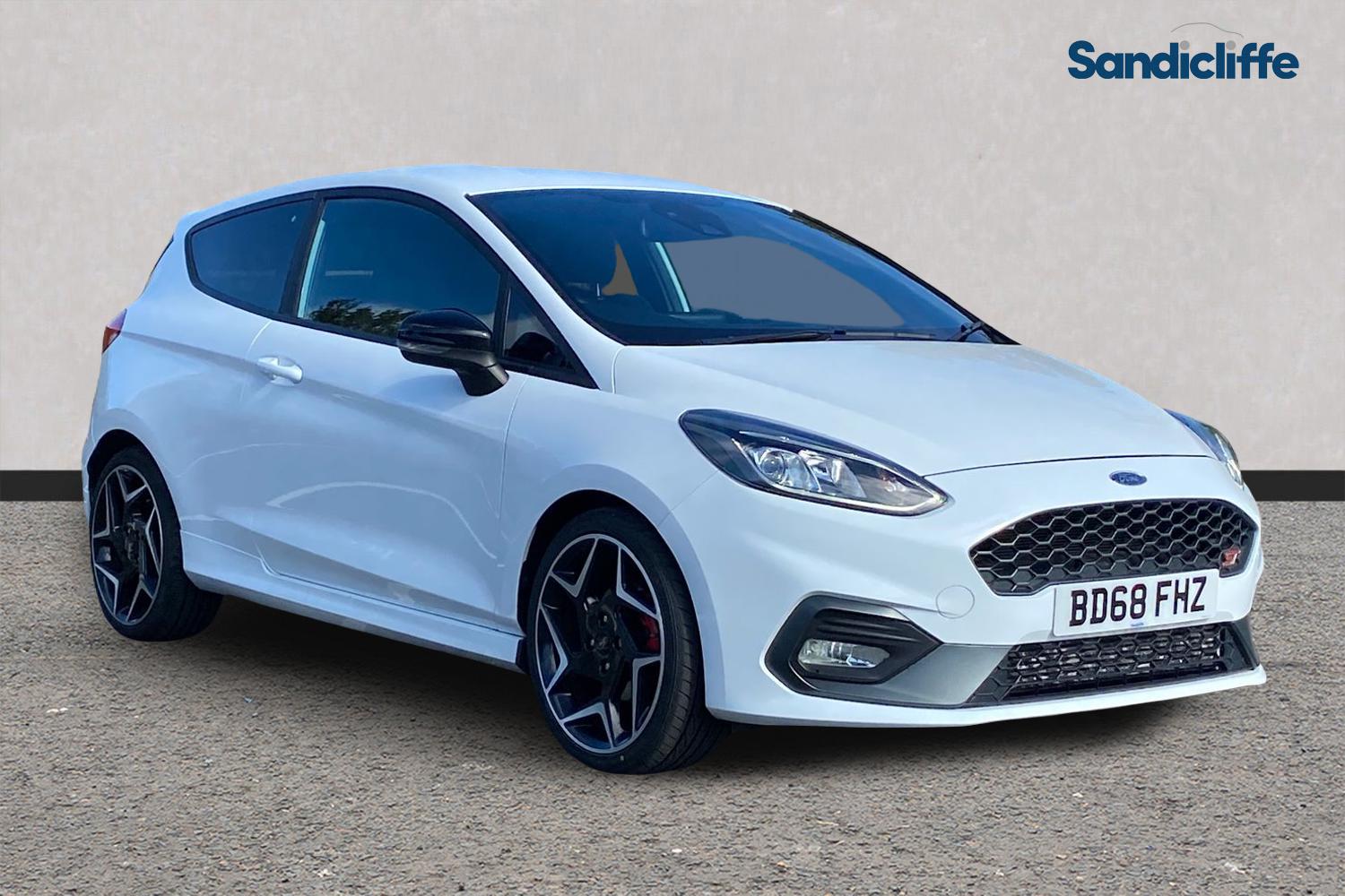 Used Ford Fiesta 2018 for sale - 76128806: Photo 1