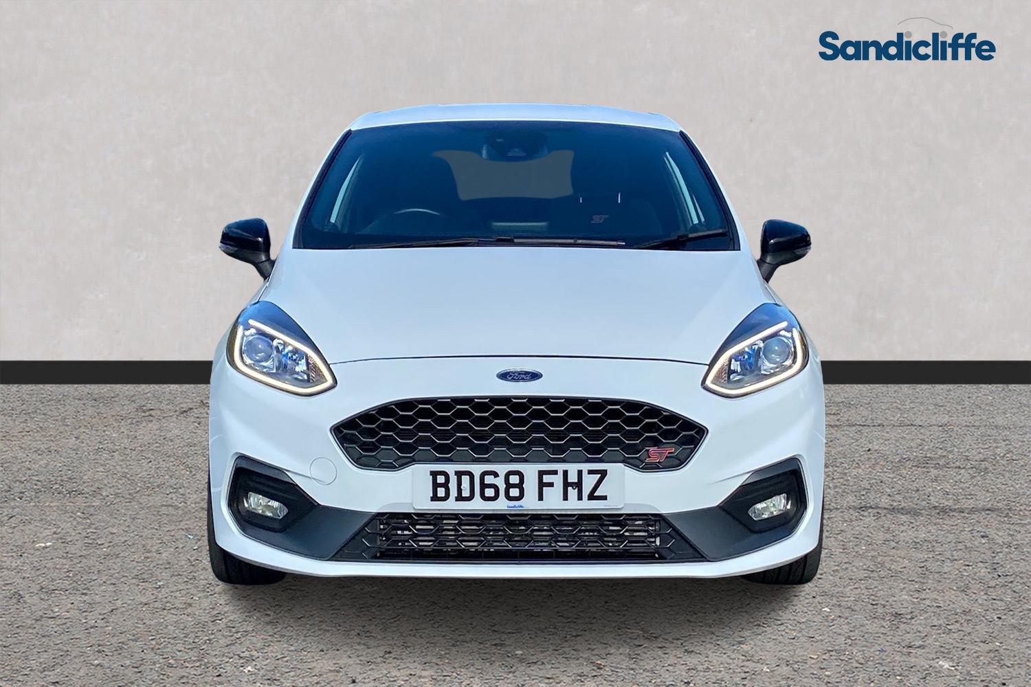Used Ford Fiesta 2018 for sale - 76128806: Photo 2