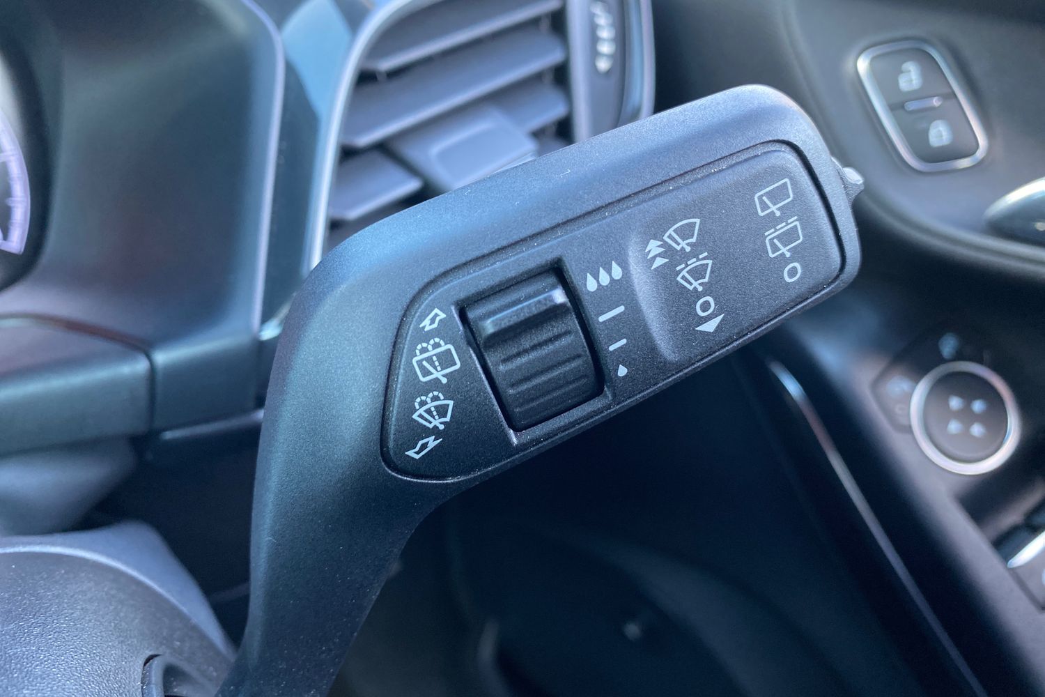 Used Ford Fiesta 2018 for sale - 76128806: Photo 24