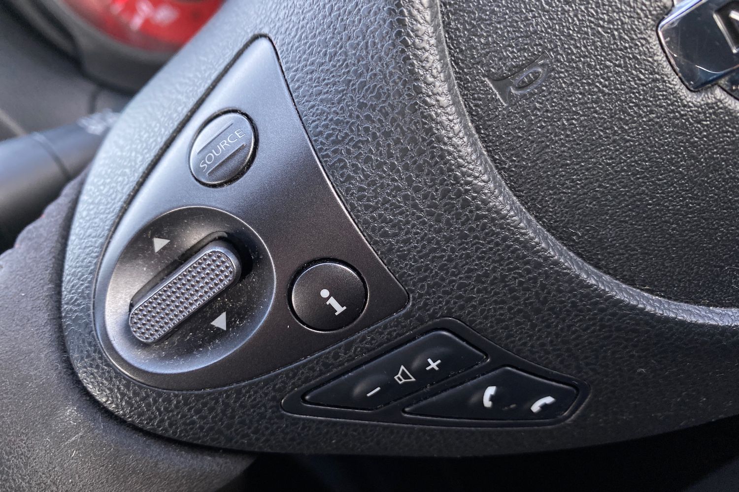 Used Nissan Juke 2017 for sale - 77125672: Photo 24