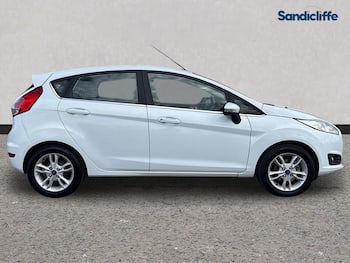 Used Ford Fiesta 2015 for sale - 79704910: Photo
