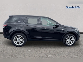 Used Land Rover Discovery Sport 2018 for sale - 78283000: Photo