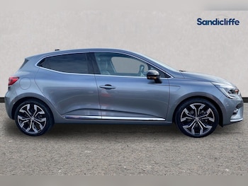 Used Renault Clio 2023 for sale - 77701860: Photo