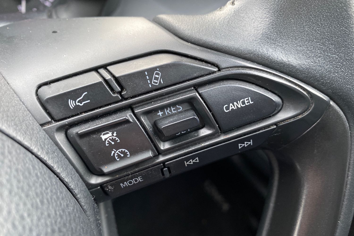 Used Toyota Yaris 2022 for sale - 77272257: Photo 22