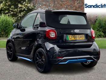 Used smart fortwo 2018 for sale - 74572129: Photo