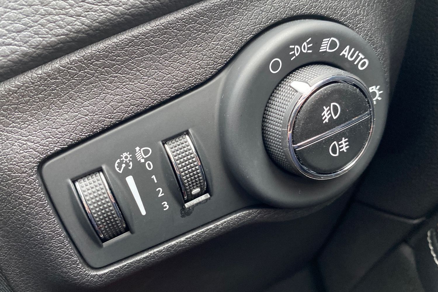 Used Jeep Compass 2020 for sale - 76037129: Photo 25