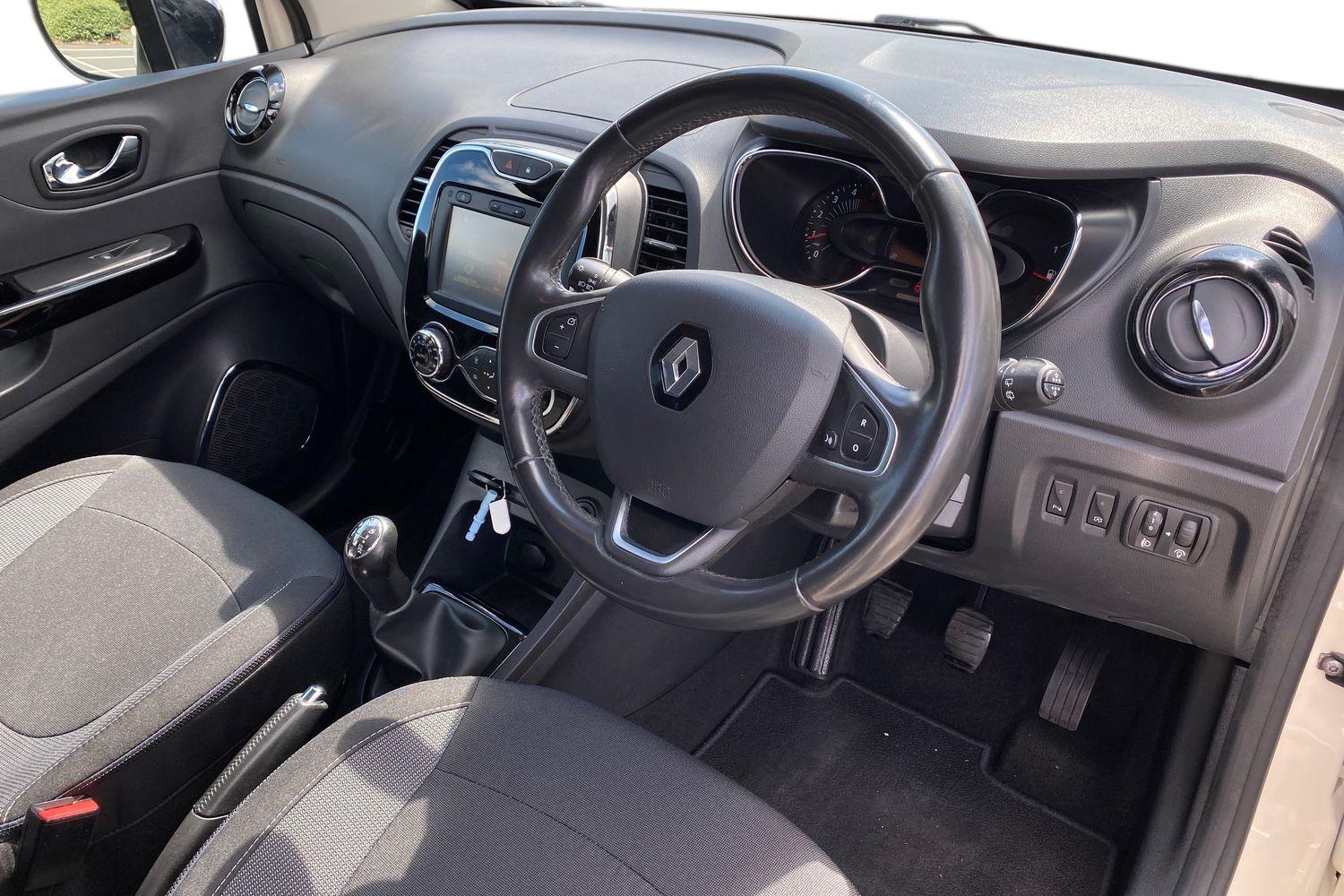 Used Renault Captur 2016 for sale - 76165275: Photo 10