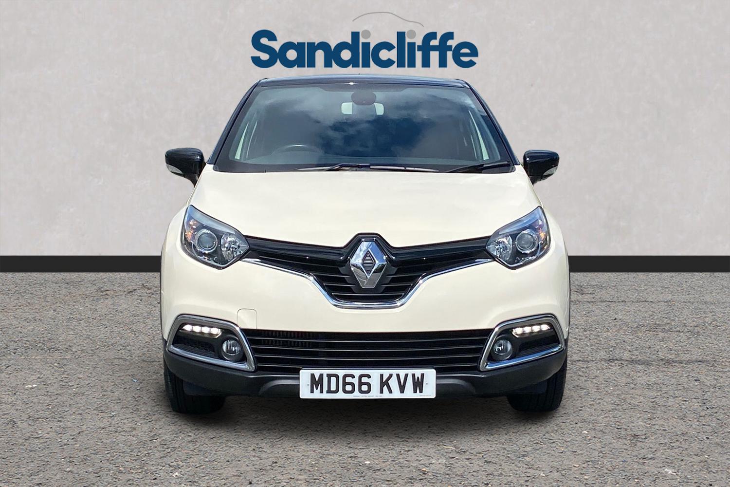 Used Renault Captur 2016 for sale - 76165275: Photo 2