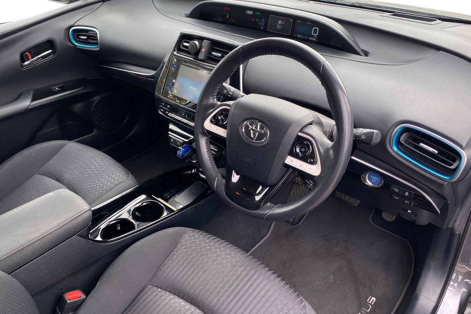 Used Toyota Prius 2018 for sale - 76128811: Photo 10