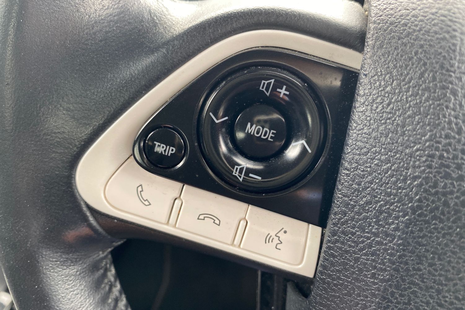 Used Toyota Prius 2018 for sale - 76128811: Photo 26
