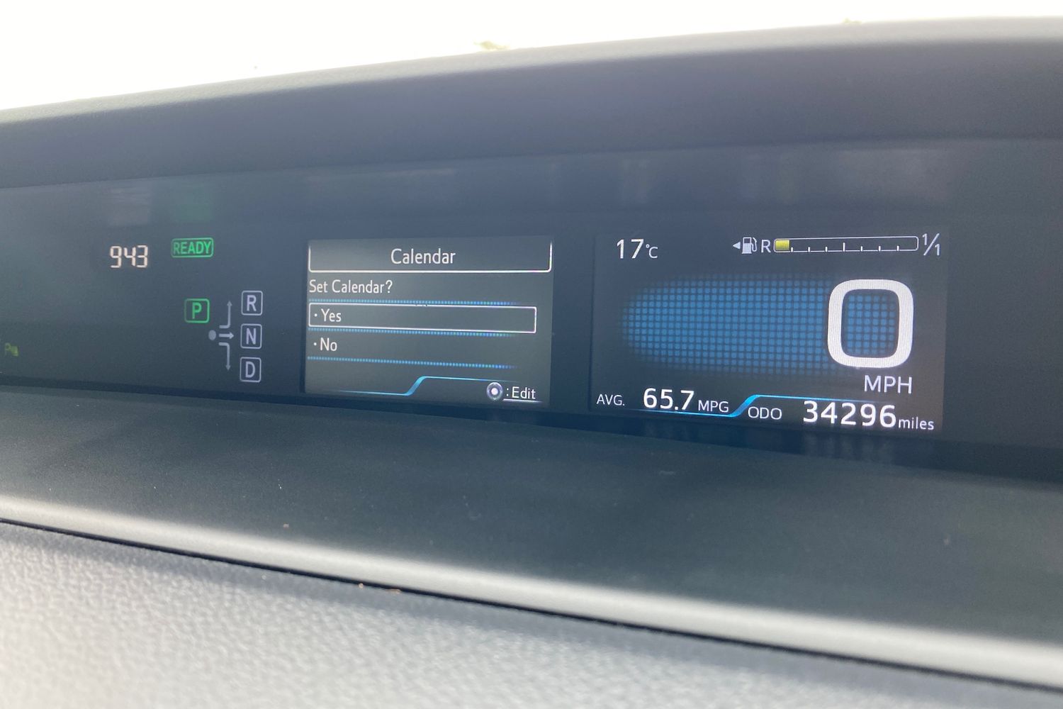 Used Toyota Prius 2018 for sale - 76128811: Photo 35