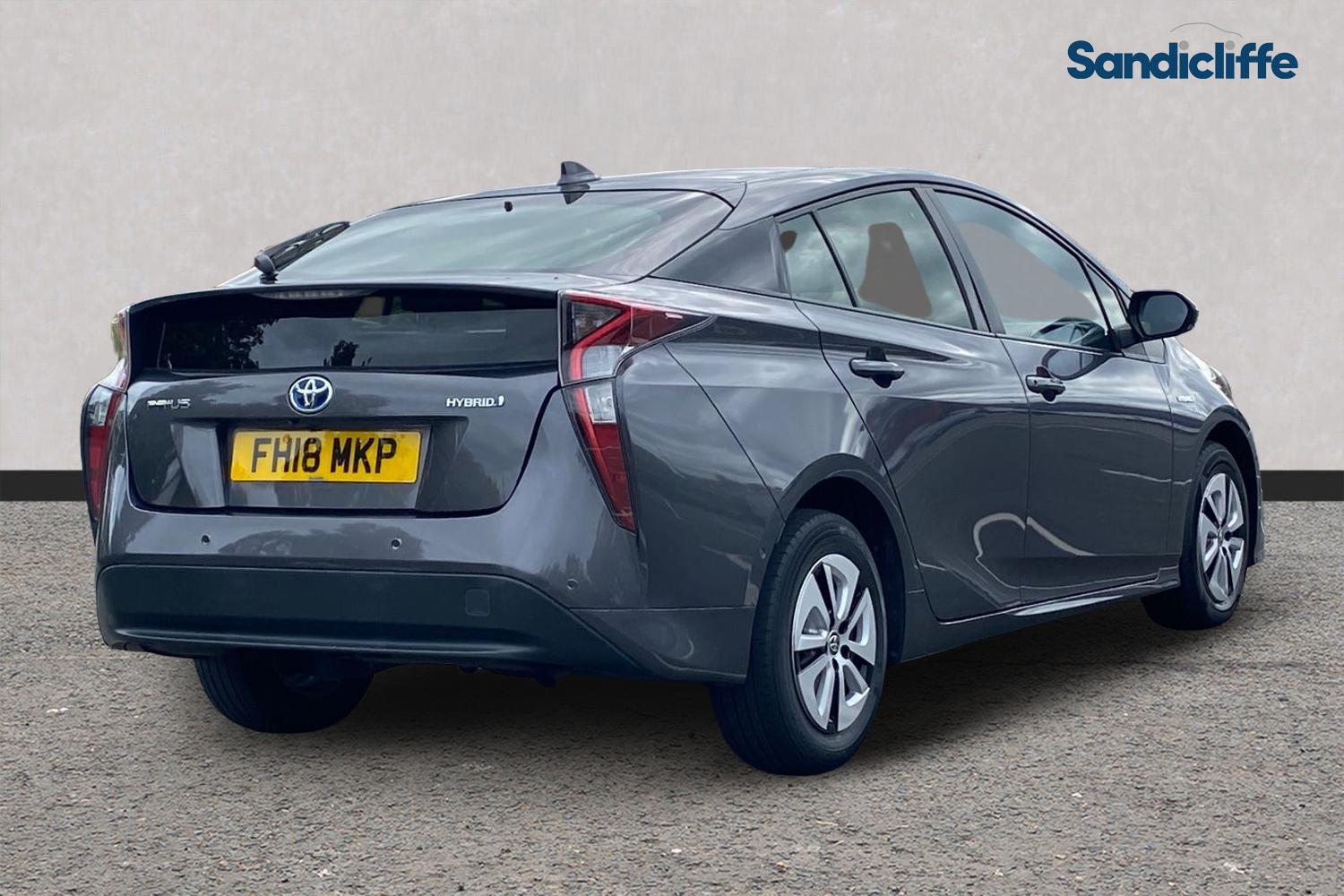 Used Toyota Prius 2018 for sale - 76128811: Photo 4