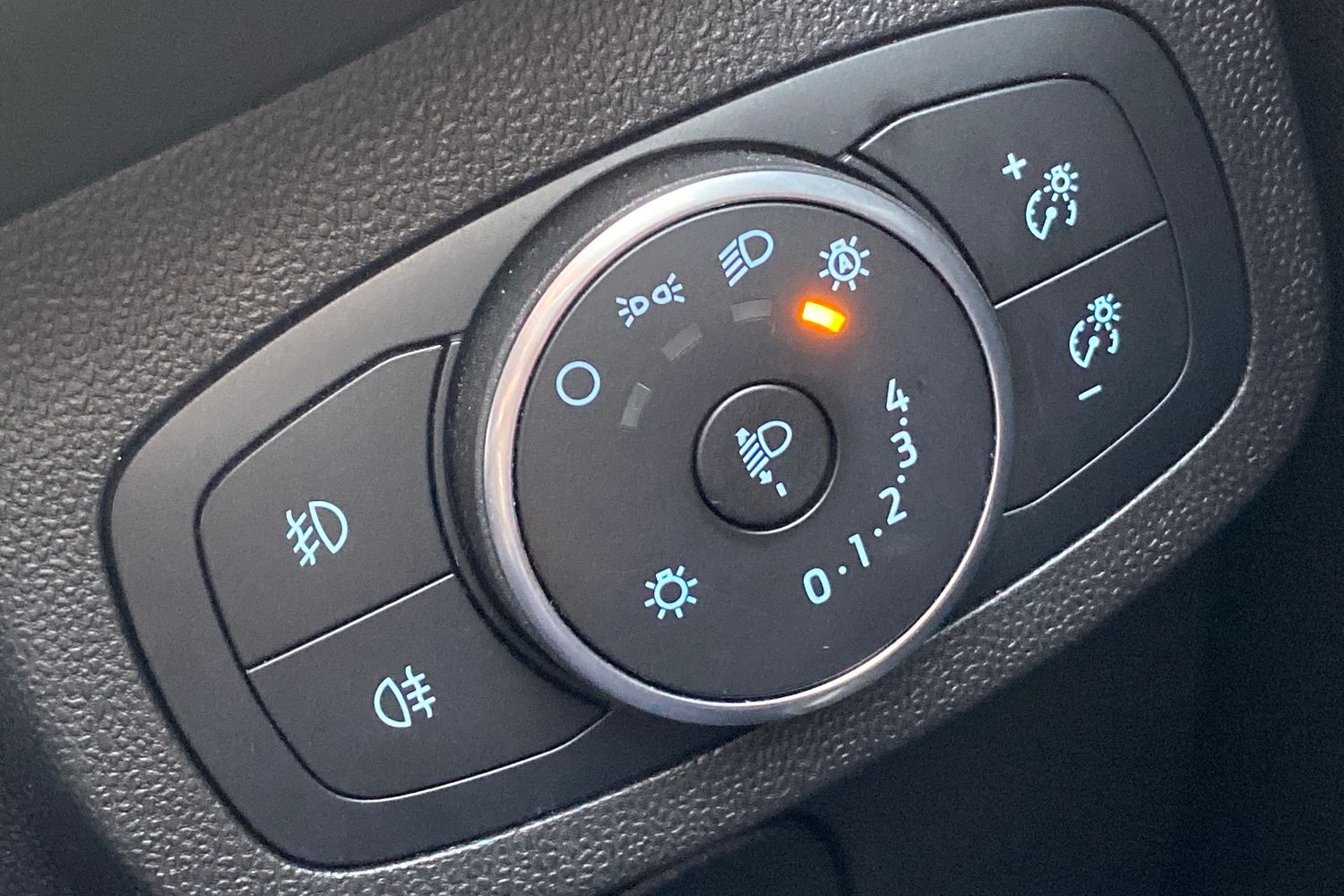 Used Ford Fiesta 2019 for sale - 75983675: Photo 21