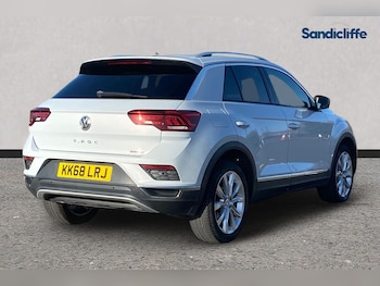Used Volkswagen T-Roc 2019 for sale - 76470866: Photo